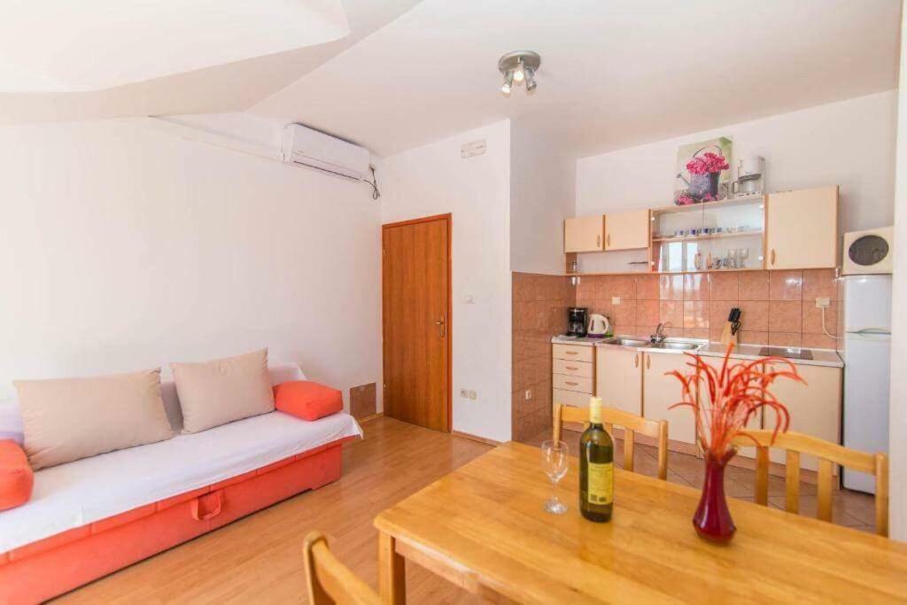 Apartmani Jerkin Βόντιτσε Εξωτερικό φωτογραφία